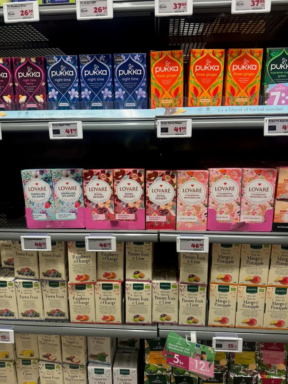 Lovaré-te placerat bland andra tesorter hos Coop